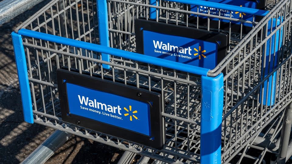 Walmart планирует ежегодно предоставлять топ-менеджерам более 600 000 долларов