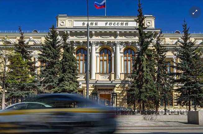 Ждет ли россиян снижение ставок по ипотеке и кредитам в сентябре?