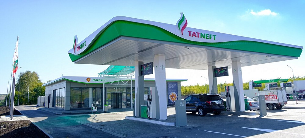 Почему Татнефть снизила дивиденды до 50% чистой прибыли и что это значит для акционеров?