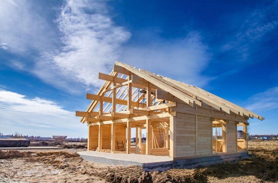 Земля после 10 лет брака: новая инициатива депутатов укрепит семью?