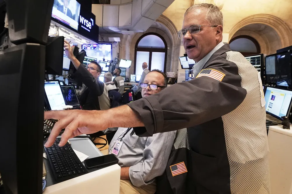 Как выступление Пауэлла влияет на фондовый рынок США?