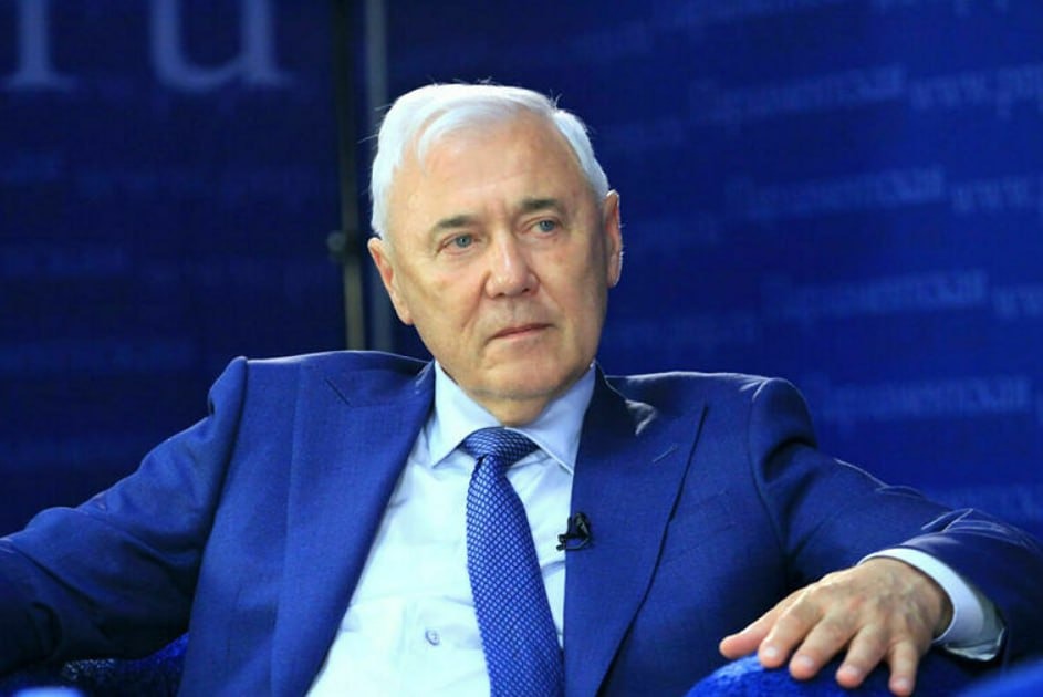 Почему Аксаков считает курс доллара в 100 рублей комфортным для российской экономики?