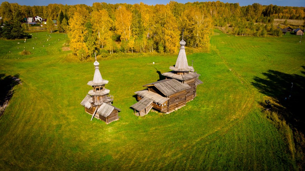 Что можно узнать о жизни старой сибирской деревни, посетив музей в Ложках?