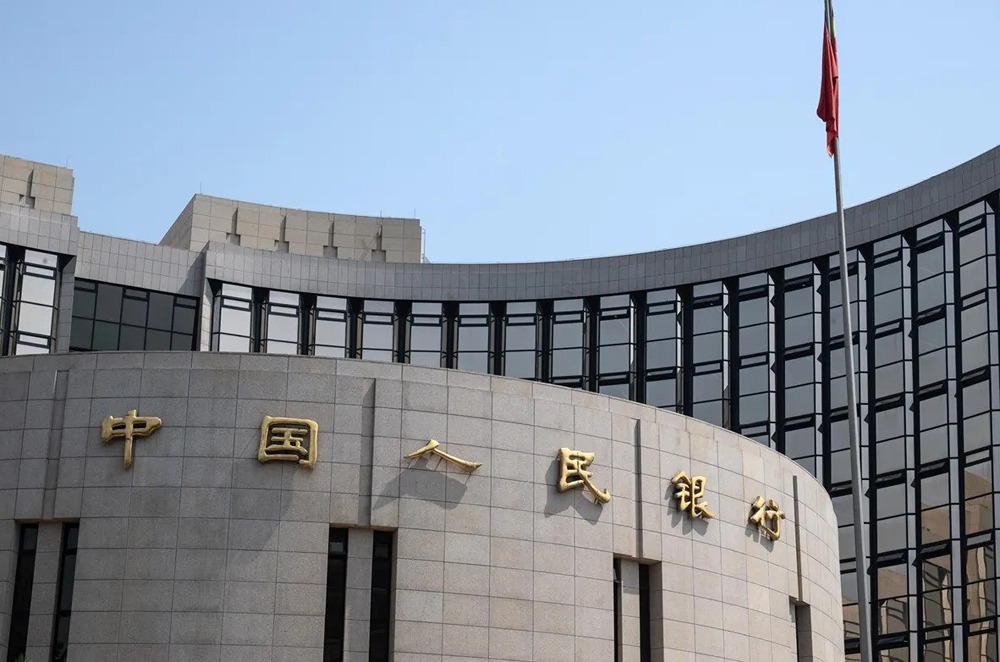 Что стоит за увеличением объемов вливания ликвидности в финансовую систему Китая?