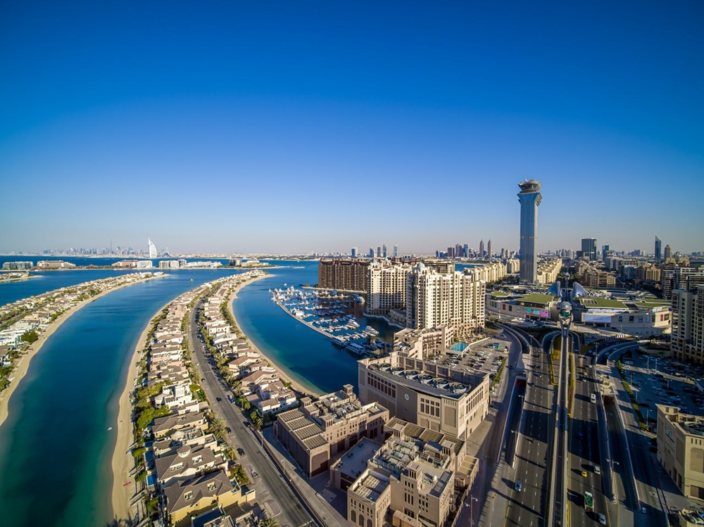 Как изменение названия Nakheel Mall повлияло на его концепцию?