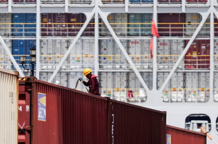 Как замедление роста экспорта Китая отражает изменения в торговой политике США?