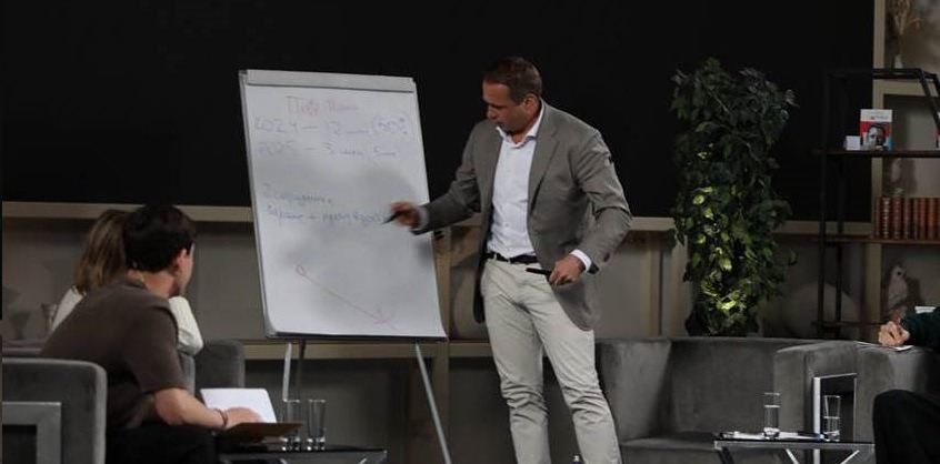 Как увидеть Оскара Хартманна и презентовать ему свой проект лично уже в 2025 году?