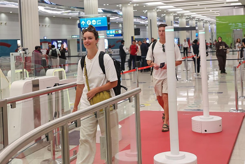 Как работает «Умный коридор» в аэропорту Дубая для пассажиров?