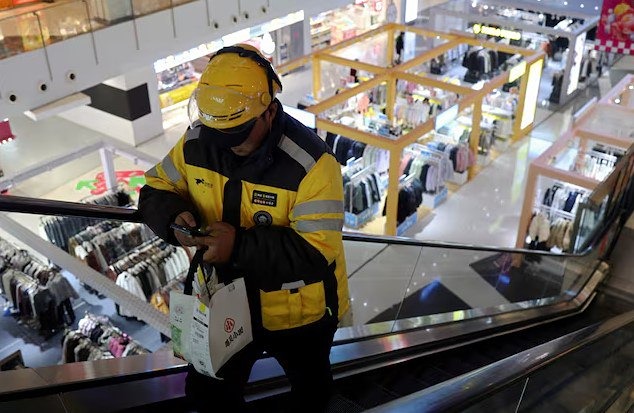 Как конкуренция влияет на рынок электронной коммерции в Китае?