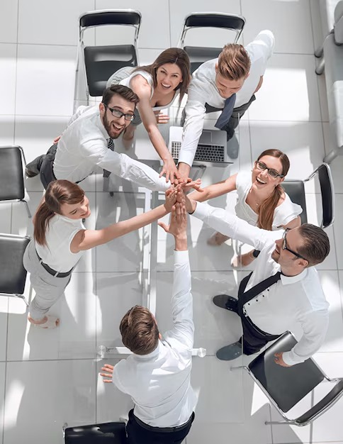 Как командная работа способствует повышению продуктивности и профессиональному развитию?