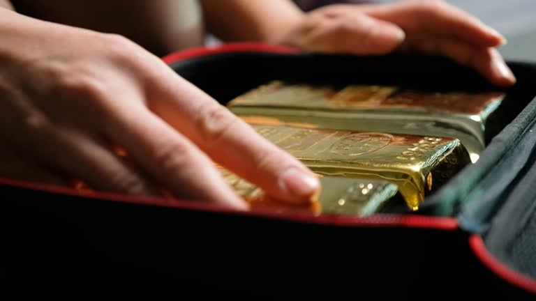 Почему инвесторы массово покупают золото в сентябре?