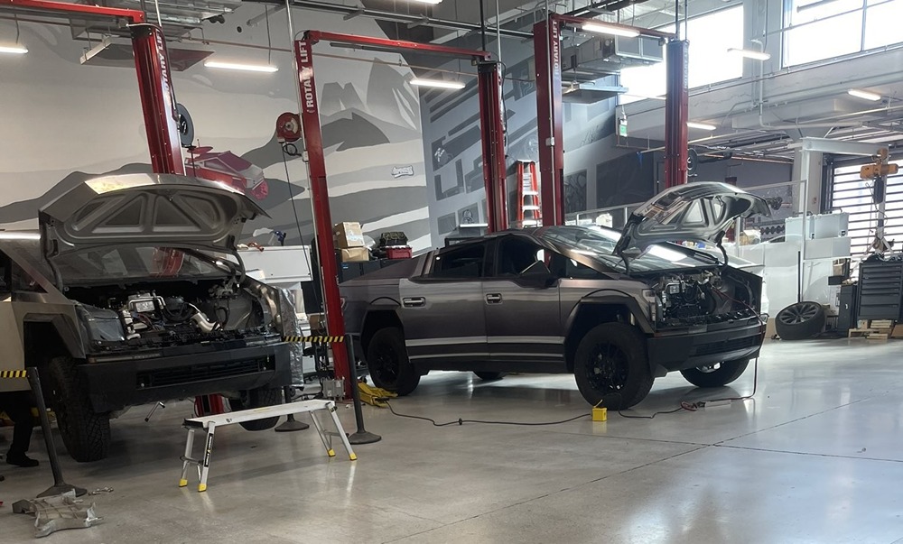 Tesla отзовет более 27 000 автомобилей Cybertruck из-за задержки с получением изображения заднего вида