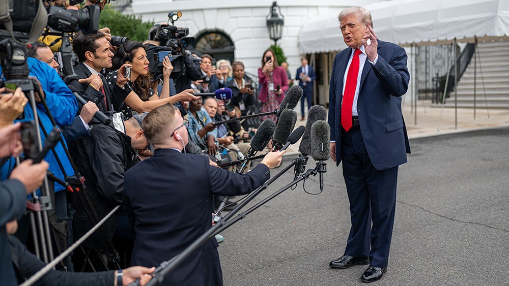 Зачем Америка повышает пошлины на лекарства и автомобили?