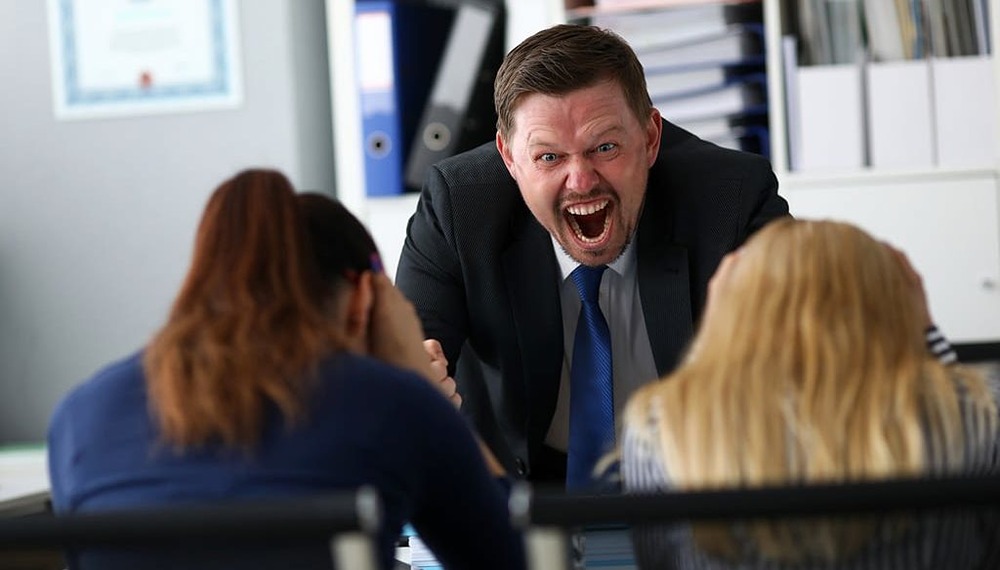 Компенсация морального вреда при нарушении ТК РФ: как получить 50000 рублей с работодателя