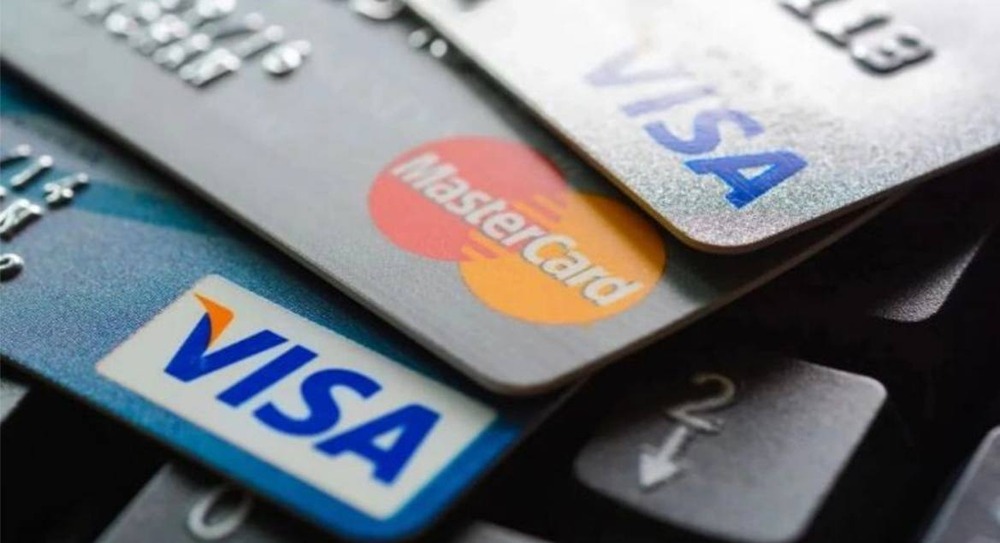 Небезопасные карты Visa и Mastercard будут выведены из оборота