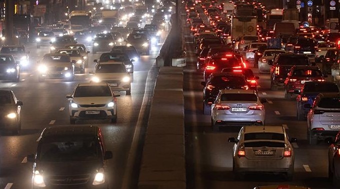 Почему регионы России планируют повысить транспортный налог?