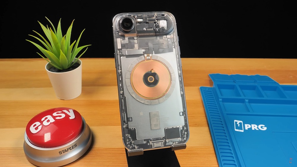 Как энтузиаст создал прозрачный iPhone Air своими руками?