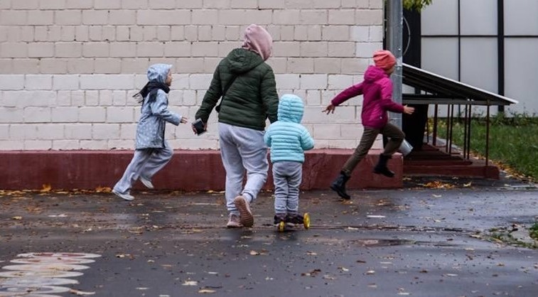 Сколько детей нужно родить для пенсии 38000 рублей?