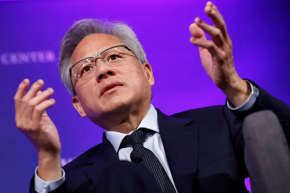 США рассматривают возможность ограничения экспорта чипов искусственного интеллекта от Nvidia и AMD в некоторые страны