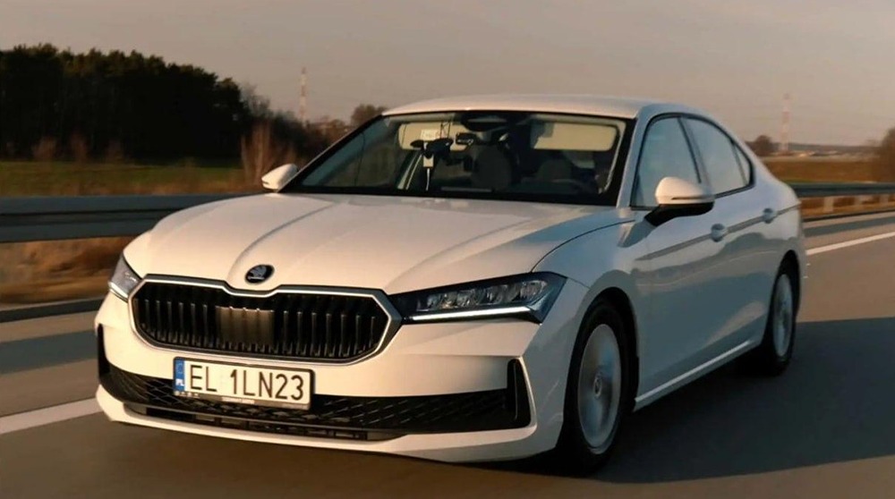 Как Skoda Superb преодолела 2831 км на одном баке топлива?
