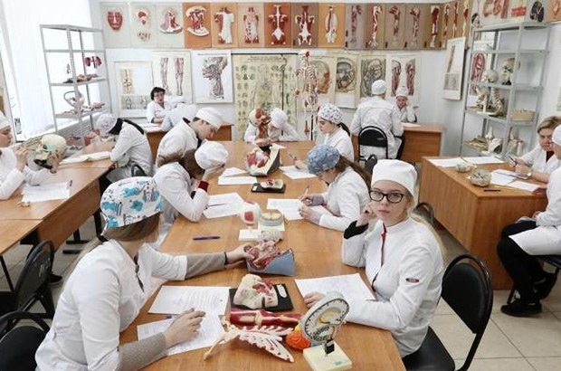 Должны ли медики отработать после бюджетного обучения?

