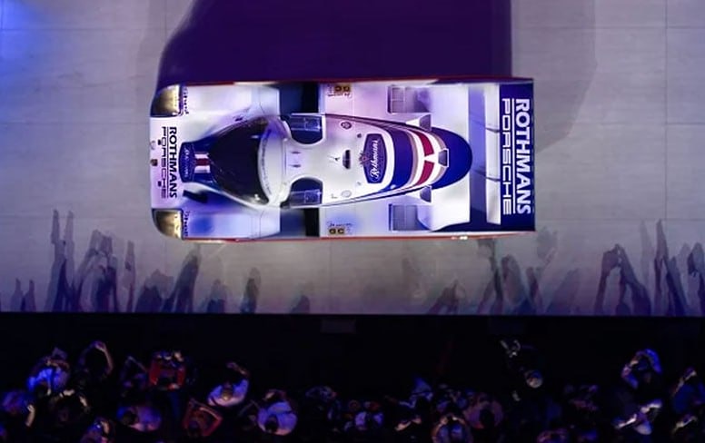 Какие новинки Porsche представят на фестивале в Дубае?