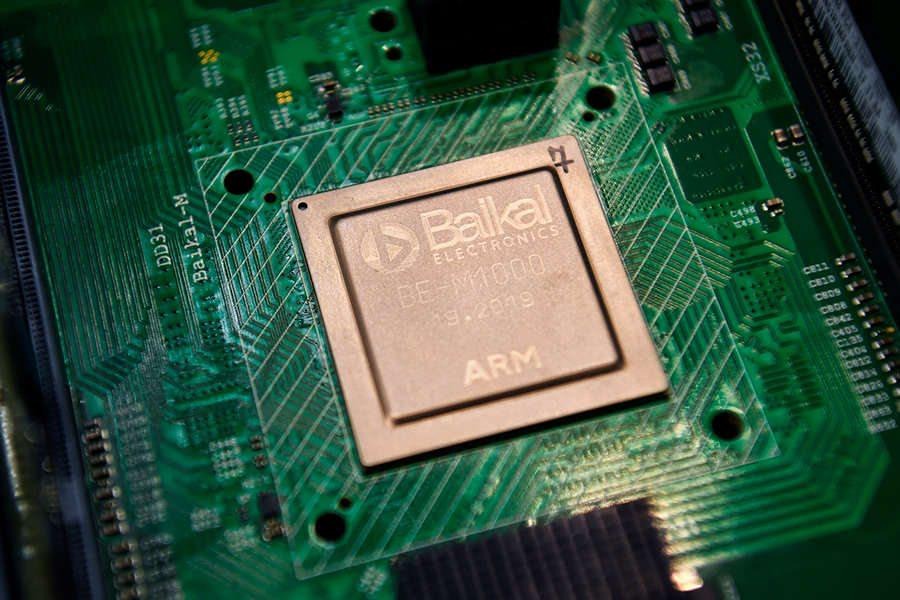 Почему остановили эксперимент по корпусированию процессоров Baikal M?

