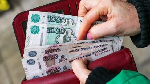 Почему в 2026 году рост зарплат в России почти остановится?


