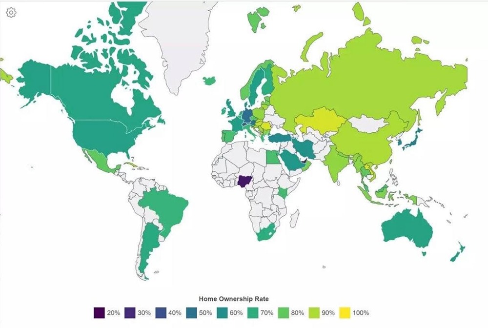 Какой процент россиян владеет недвижимостью в 2025 году?


