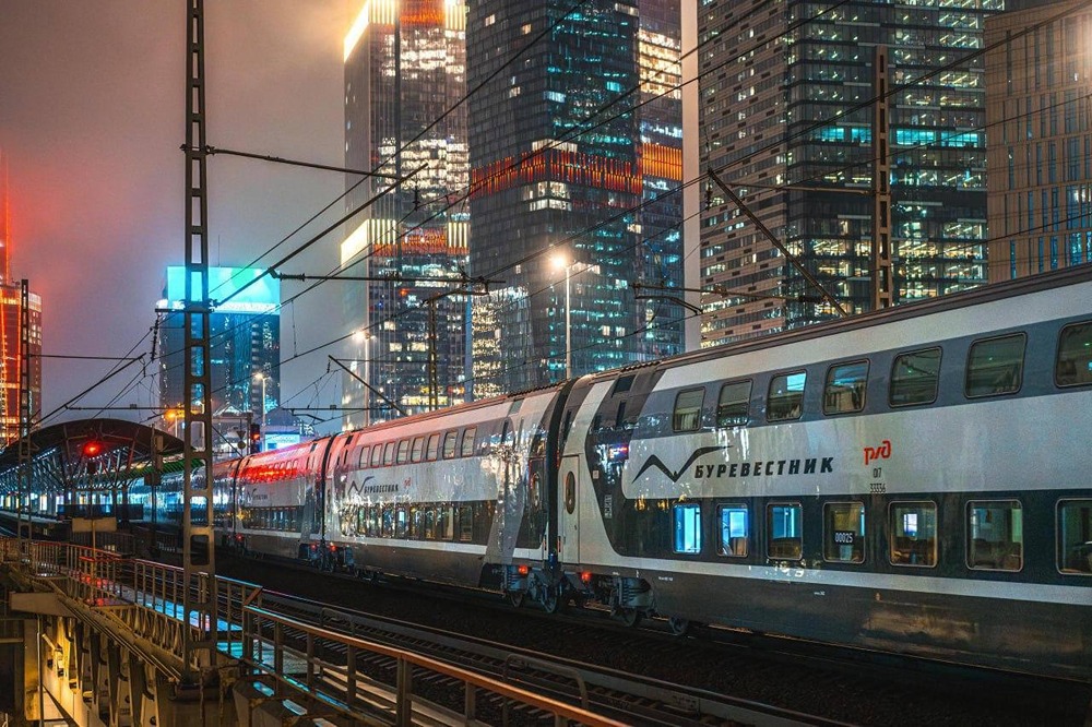 Когда запустят двухэтажный поезд «Буревестник» из Москвы в Нижний Новгород?

