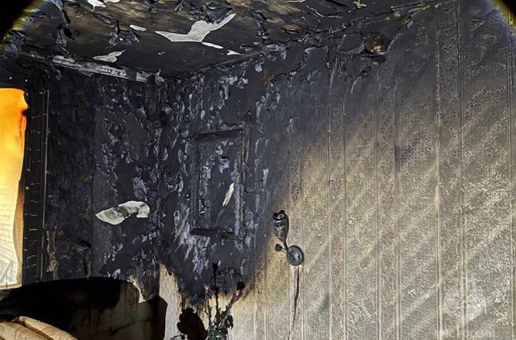 Может ли зарядка в розетке спровоцировать пожар?

