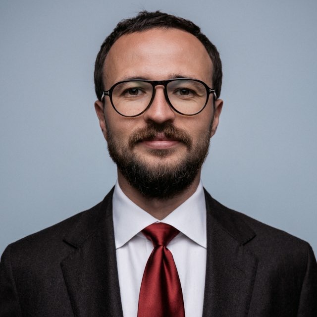 Как попасть на разборы к Михаилу Гребенюку?