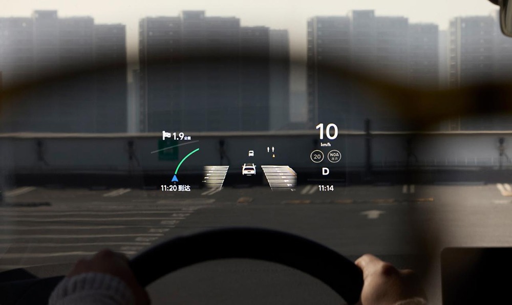 Livis vs Jarvis: зачем Li Auto назвала очки в честь ИИ из «Железного человека»?
