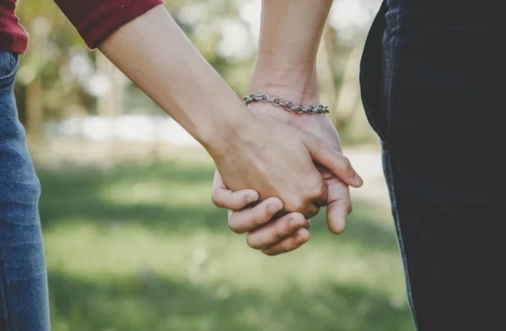 Может ли крепкий брак защитить от ожирения лучше диет и спорта?
