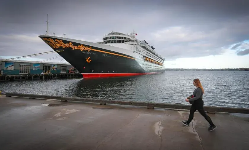 Disney удваивает свой флот круизных судов. Что это говорит о стратегии компании