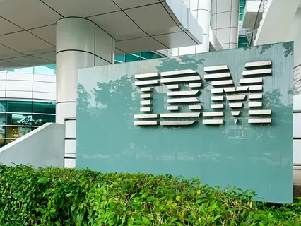 IBM не оправдала прогнозы по выручке за третий квартал из-за проблем с консалтингом; акции падают