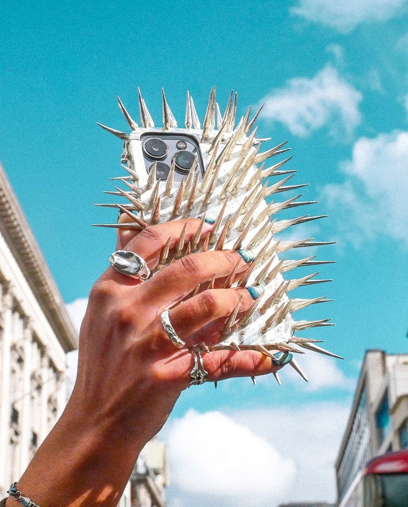 Кража мобильных телефонов