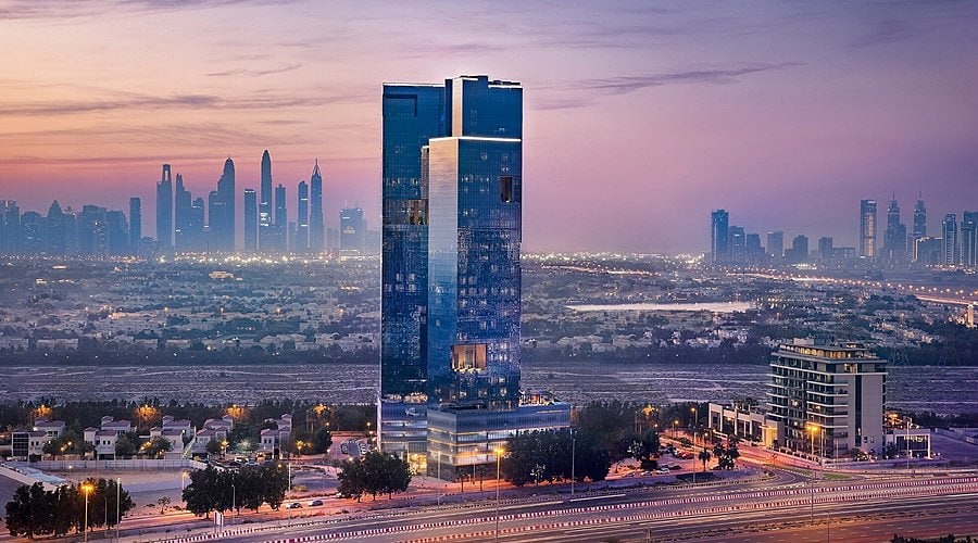 Что делает Hotel Local особенным среди отелей Дубая?