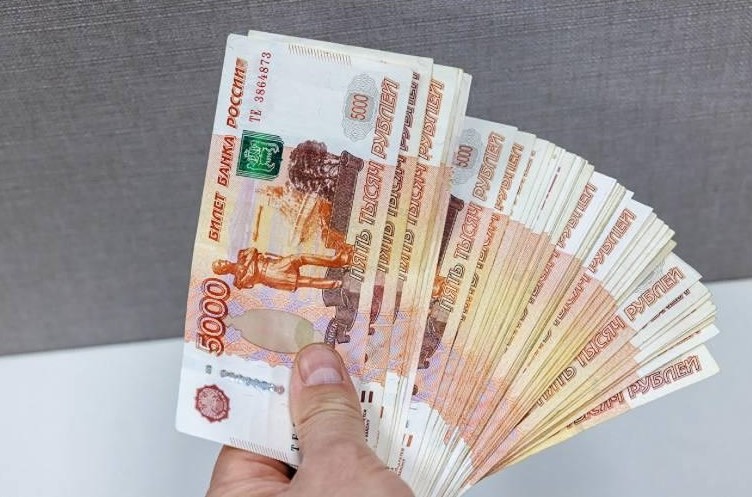 Мелкая взятка — 50 тысяч рублей? Зачем поднимают порог в России?
