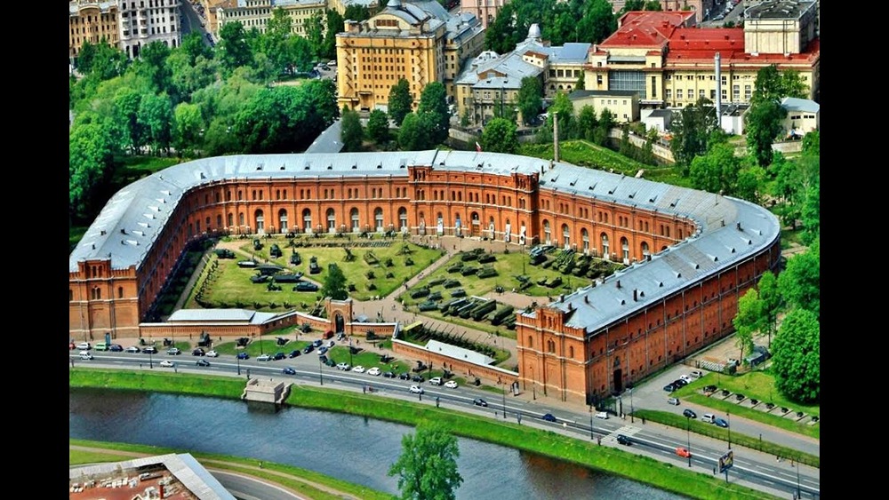 Артиллерийский музей Петербурга: сокровищница военной истории России