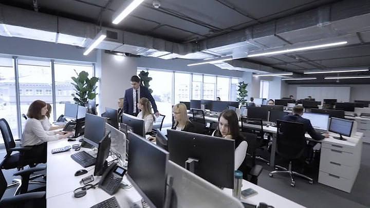 Правда ли, что в России введут шестичасовой рабочий день — что говорит законопроект 2025 года?
