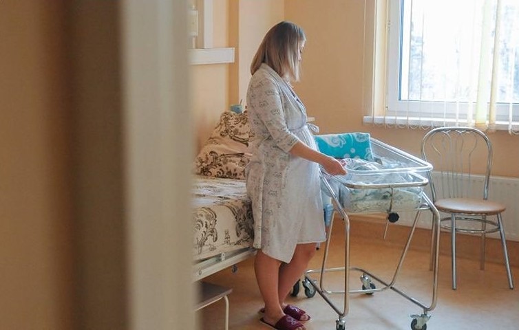 Почему в России хотят запретить давать детям необычные имена?
