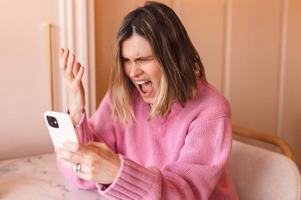 Почему умные люди чаще выгорают на работе — 3 главные причины 2025?
