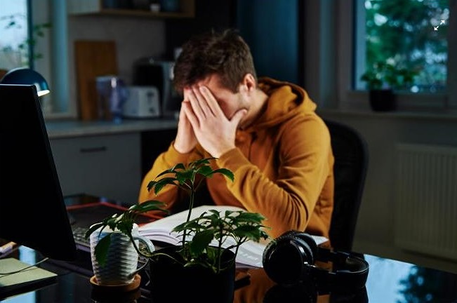 Офисные сокращения vs дефицит кадров: кто в зоне риска, а кого не тронут в 2025?
