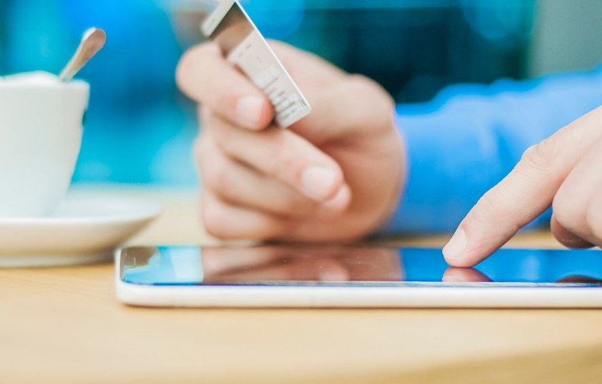 12 новых признаков мошенничества: как теперь будут блокировать переводы в 2026