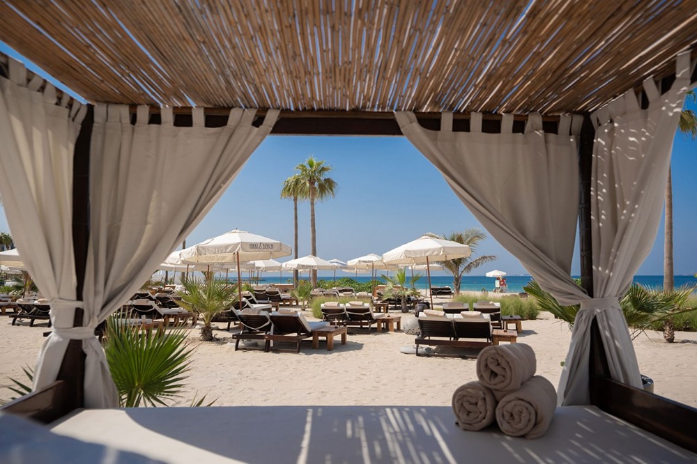 Какие цены на Day Pass в Nikki Beach Resort Дубай 2026?