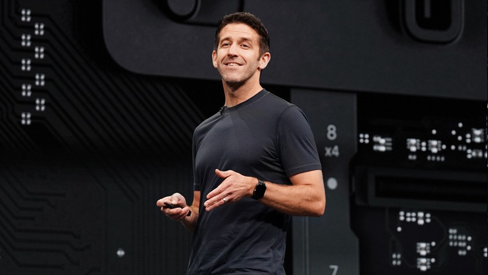 Apple готовится к смене лидера: что известно о преемнике Тима Кука?