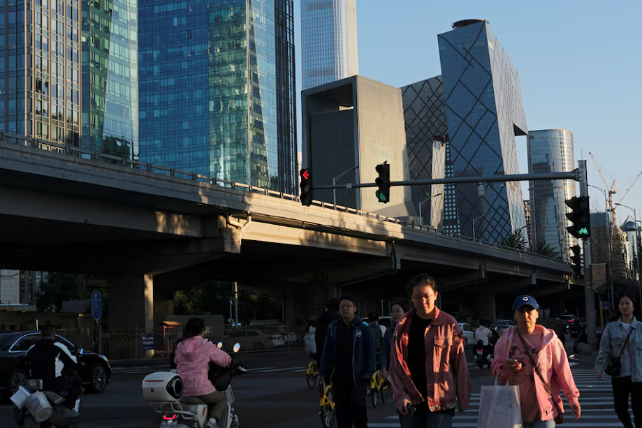 Китай смягчает правила для иностранных инвестиций в листинговые компании