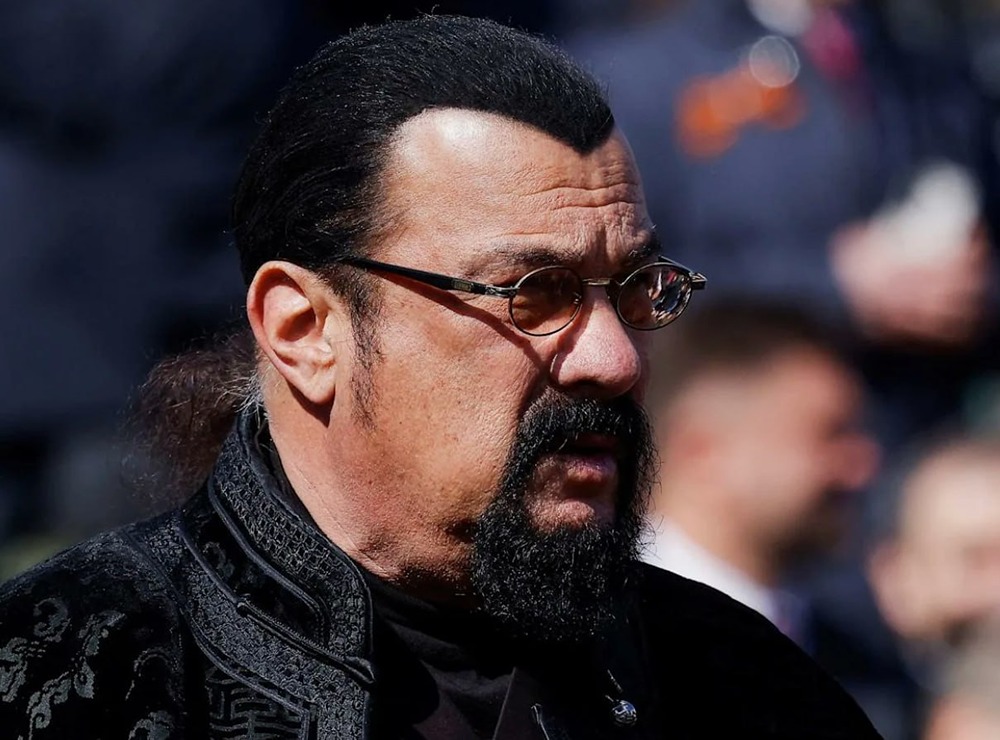 Почему звезда Голливуда продает элитную резиденцию в Подмосковье?