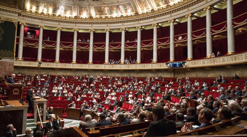 Во Франции примут законопроект об отмене супружеского долга — что это значит?